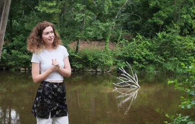 F 26 / Mia Milgrom: Fibres / Vlákna